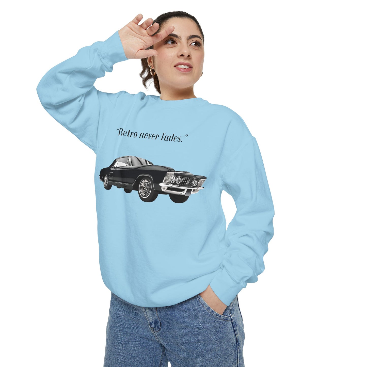 Retro 'Never Fades' Vintage Classic Car Sweatshirt