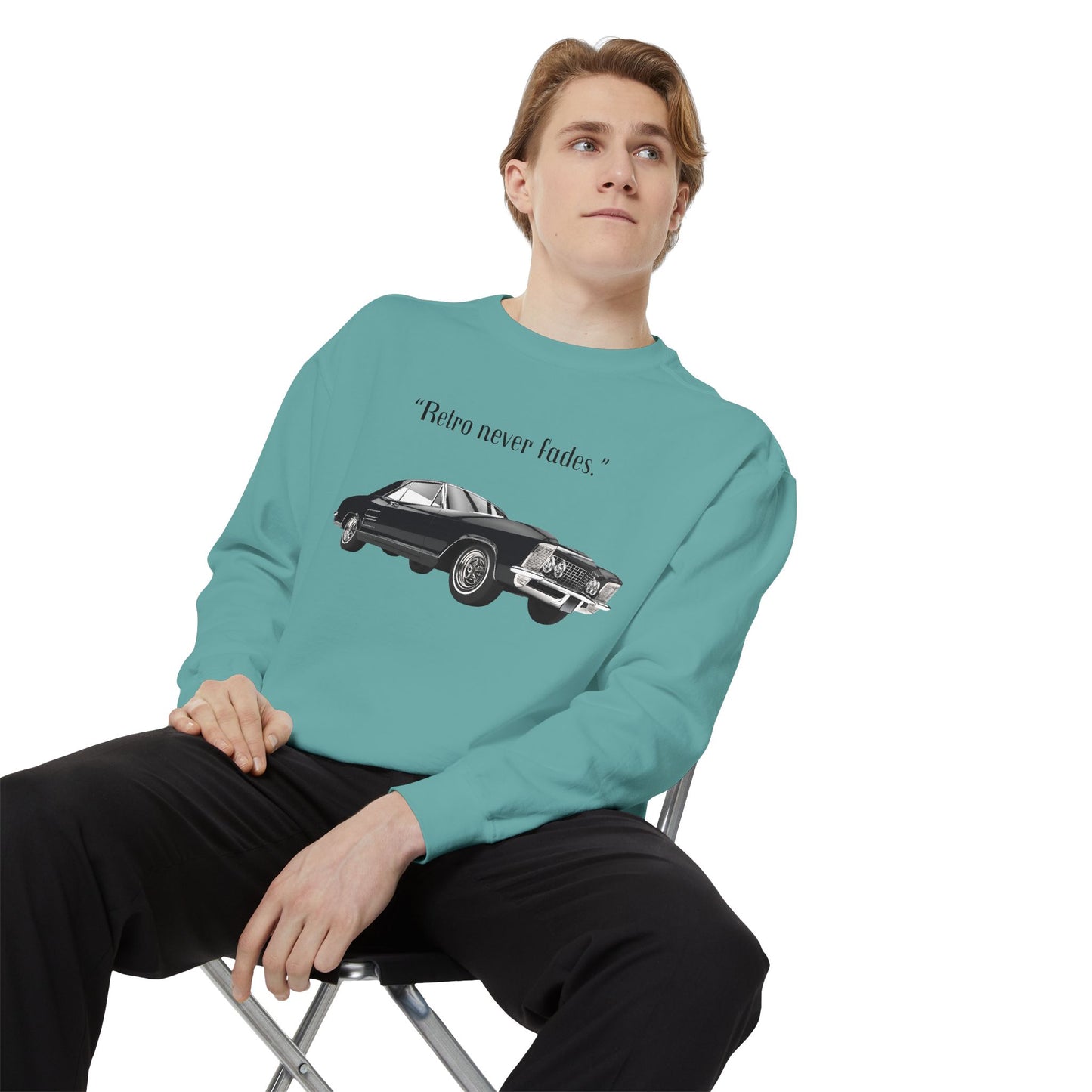 Retro 'Never Fades' Vintage Classic Car Sweatshirt