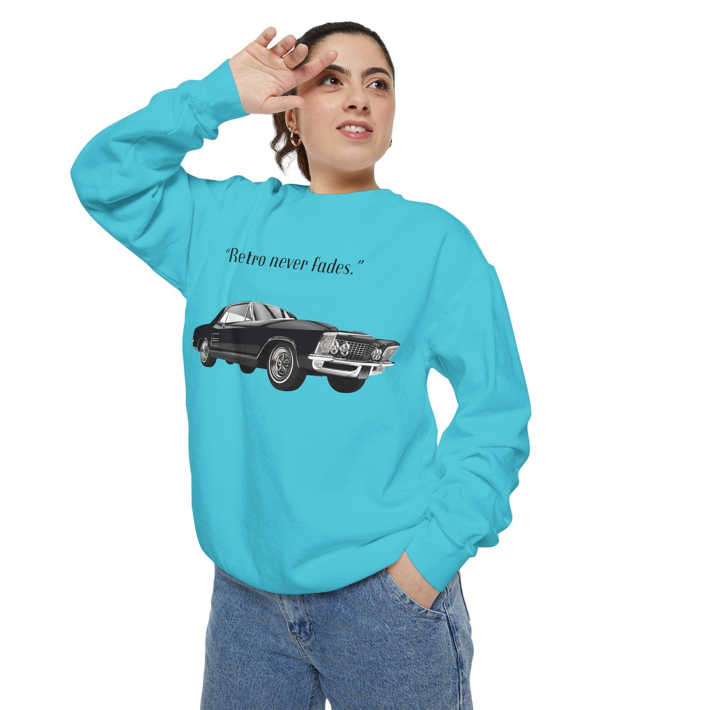 Retro 'Never Fades' Vintage Classic Car Sweatshirt
