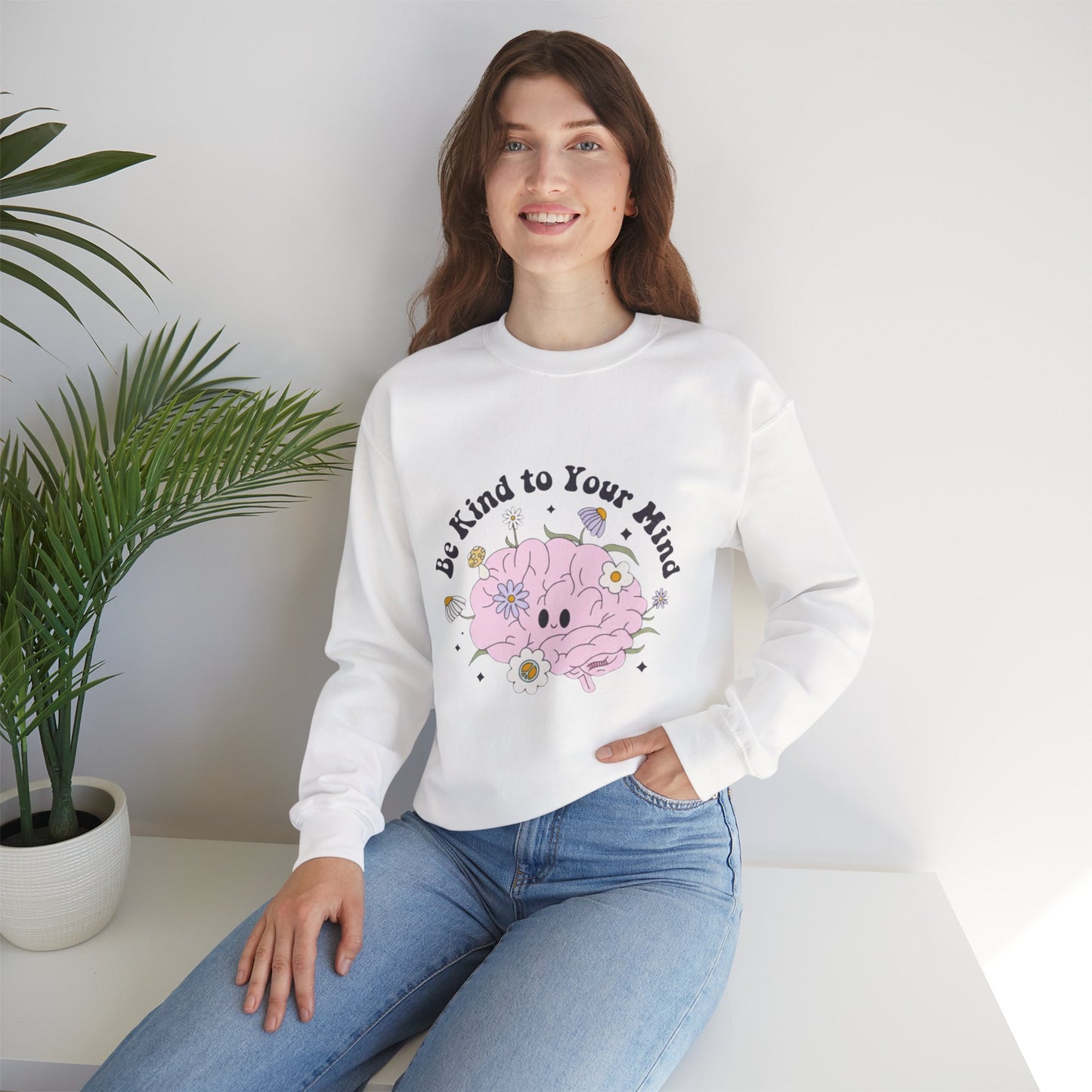 Sudadera con estampado floral "Kind to Your Mind" — Cuello redondo para concienciar sobre la salud mental