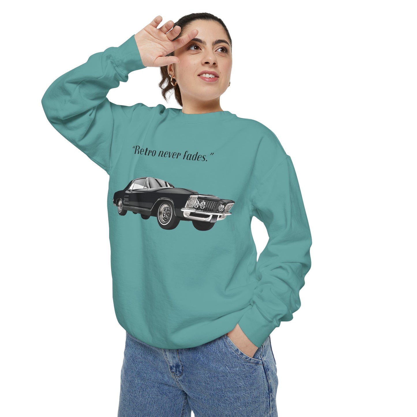 Retro 'Never Fades' Vintage Classic Car Sweatshirt