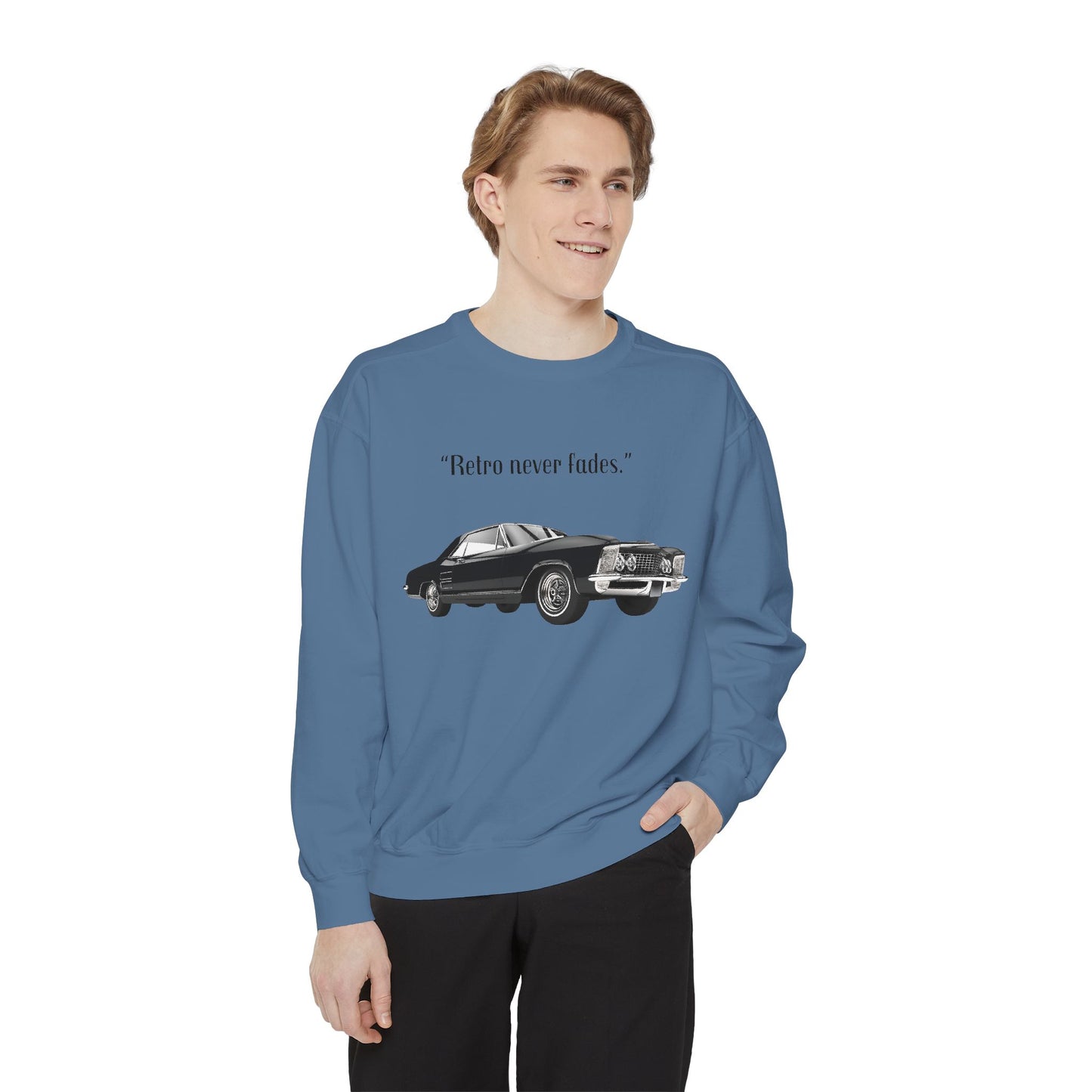 Retro 'Never Fades' Vintage Classic Car Sweatshirt