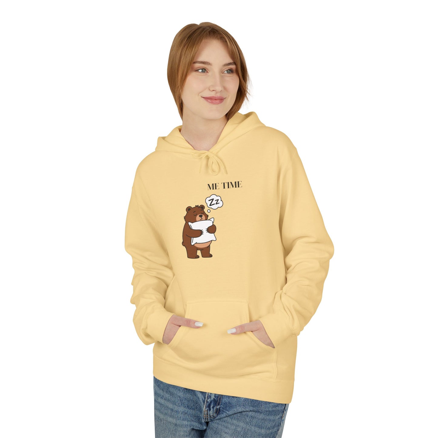 Sudadera con capucha Me Time Bear: adorable sudadera con capucha con gráfico de oso relajante