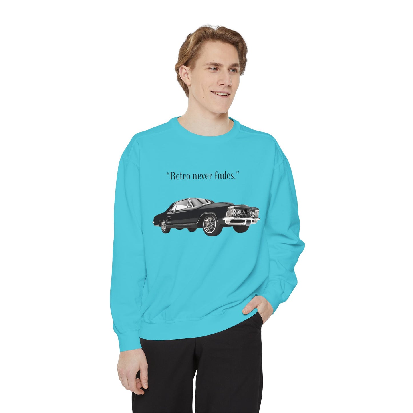 Retro 'Never Fades' Vintage Classic Car Sweatshirt