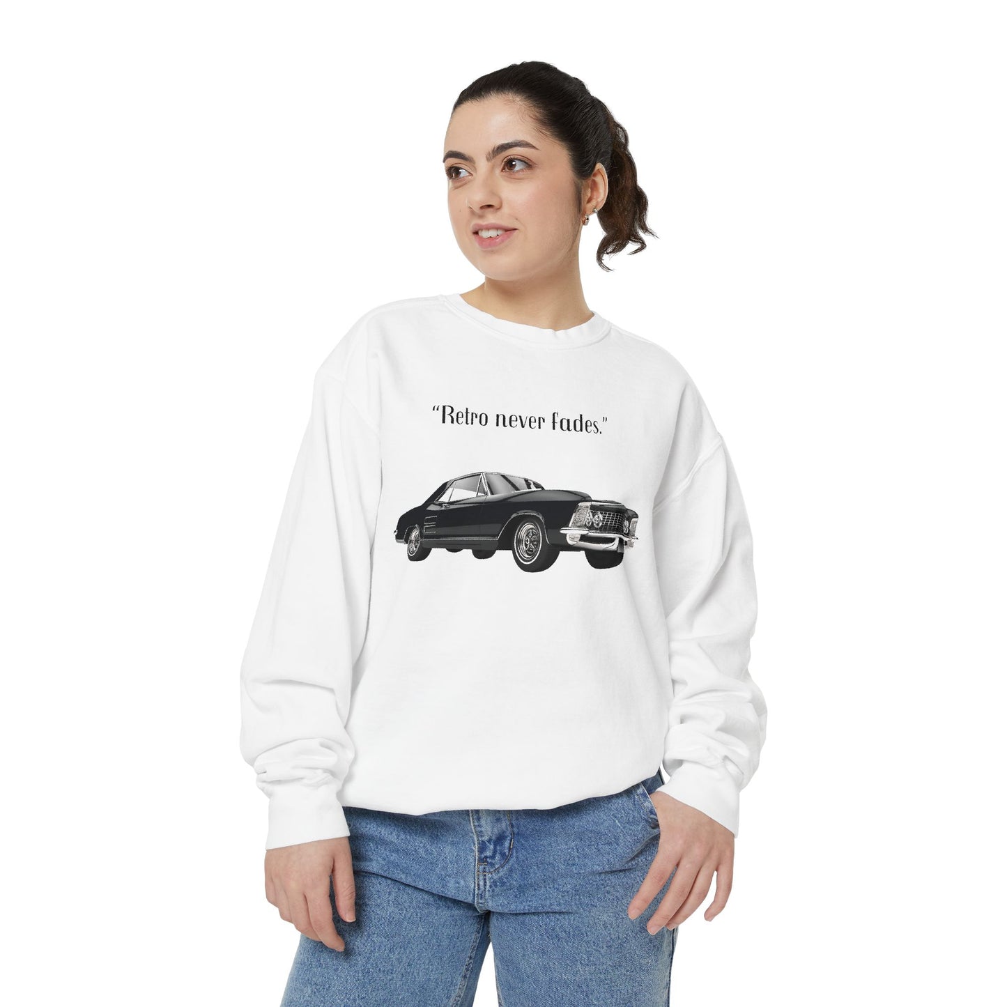 Retro 'Never Fades' Vintage Classic Car Sweatshirt
