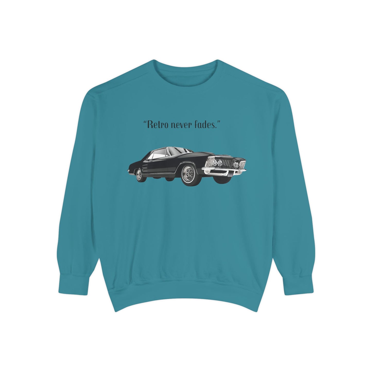 Retro 'Never Fades' Vintage Classic Car Sweatshirt