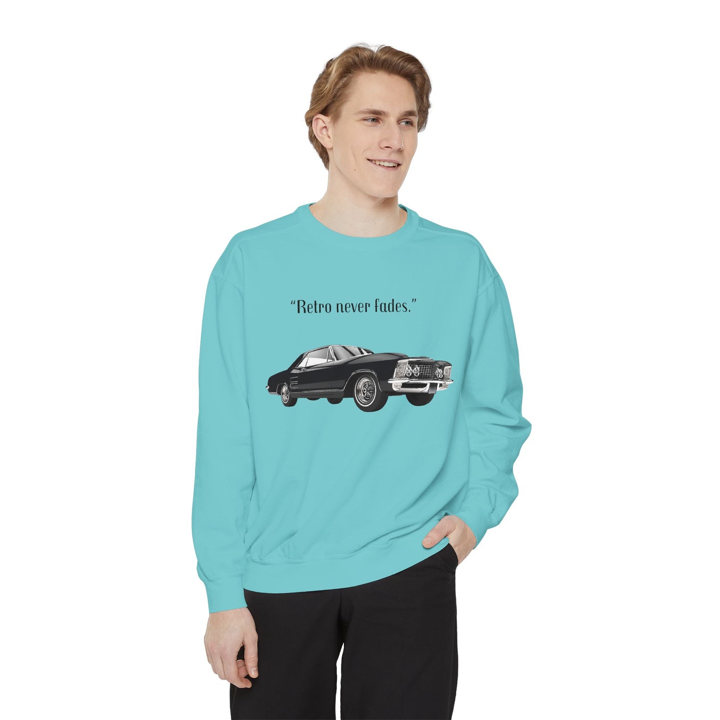 Retro 'Never Fades' Vintage Classic Car Sweatshirt