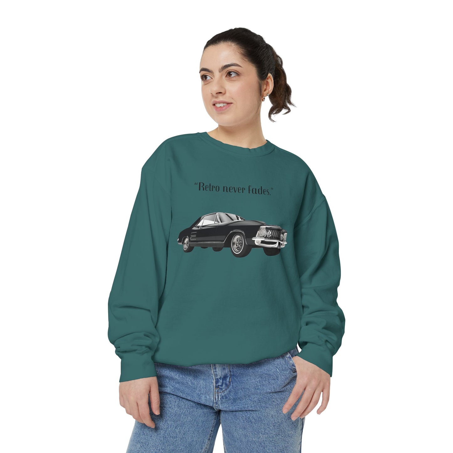 Retro 'Never Fades' Vintage Classic Car Sweatshirt