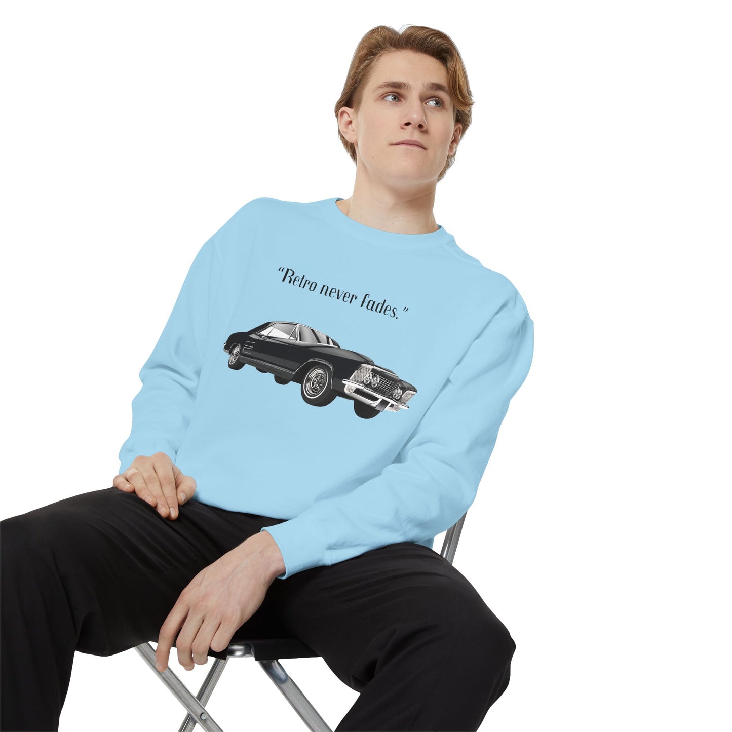 Retro 'Never Fades' Vintage Classic Car Sweatshirt