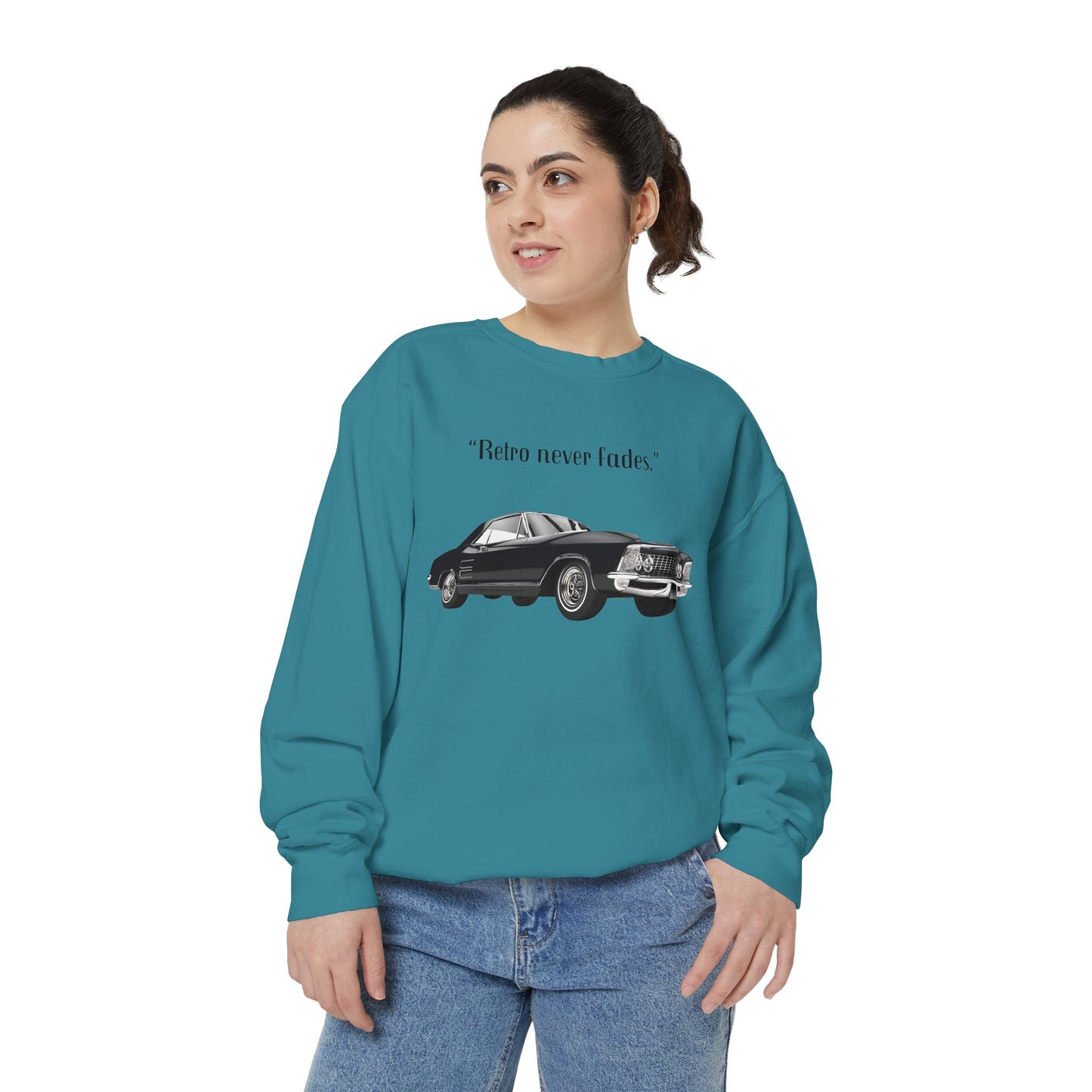 Retro 'Never Fades' Vintage Classic Car Sweatshirt
